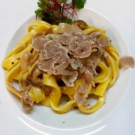 Nido Delle Rondini Ristorante Pizzeria 3*