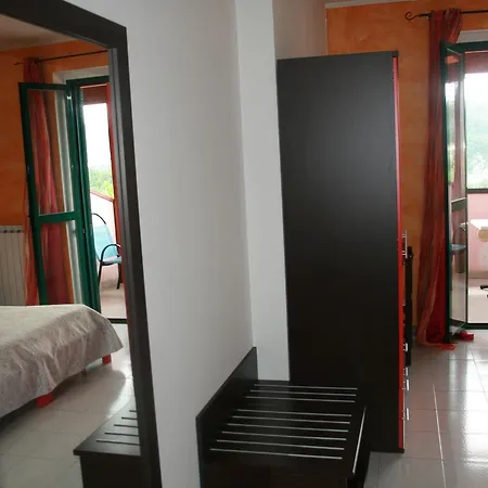 Nido Delle Rondini Ristorante Pizzeria 3* Fallo