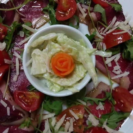 Nido Delle Rondini Ristorante Pizzeria Hotel 3*