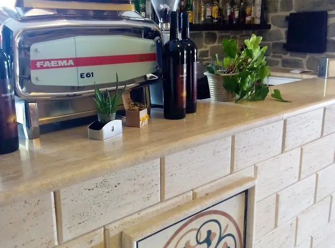 Nido Delle Rondini Ristorante Pizzeria 3*