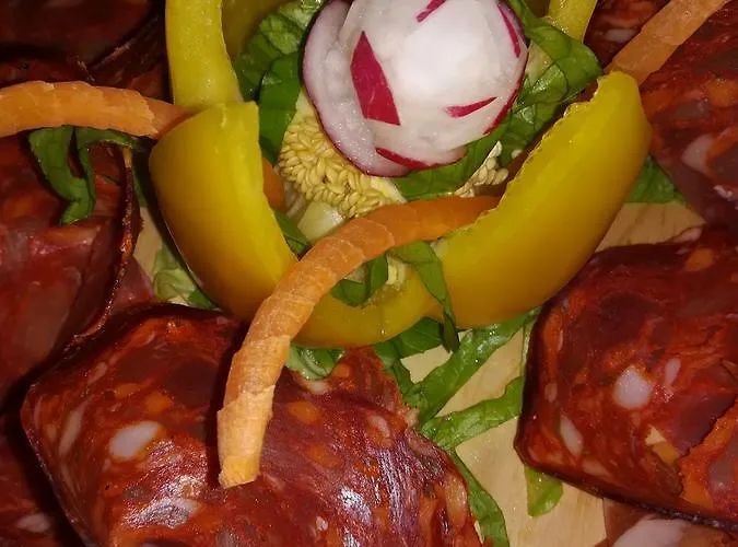 Nido Delle Rondini Ristorante Pizzeria فندق 3*