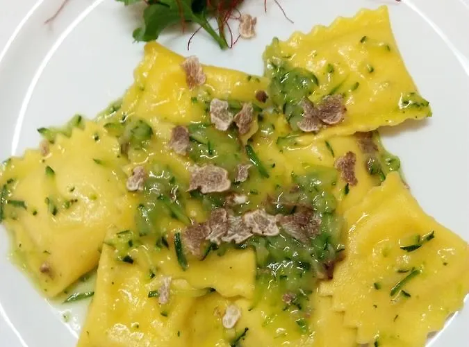 Nido Delle Rondini Ristorante Pizzeria 3*